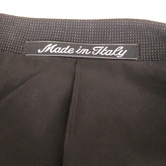 GIORGIO ARMANI 100% wool lightweight men’s suit